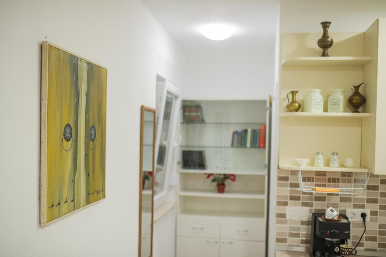 Studio Apartments Kim - Dilberovic 莫斯塔尔 外观 照片