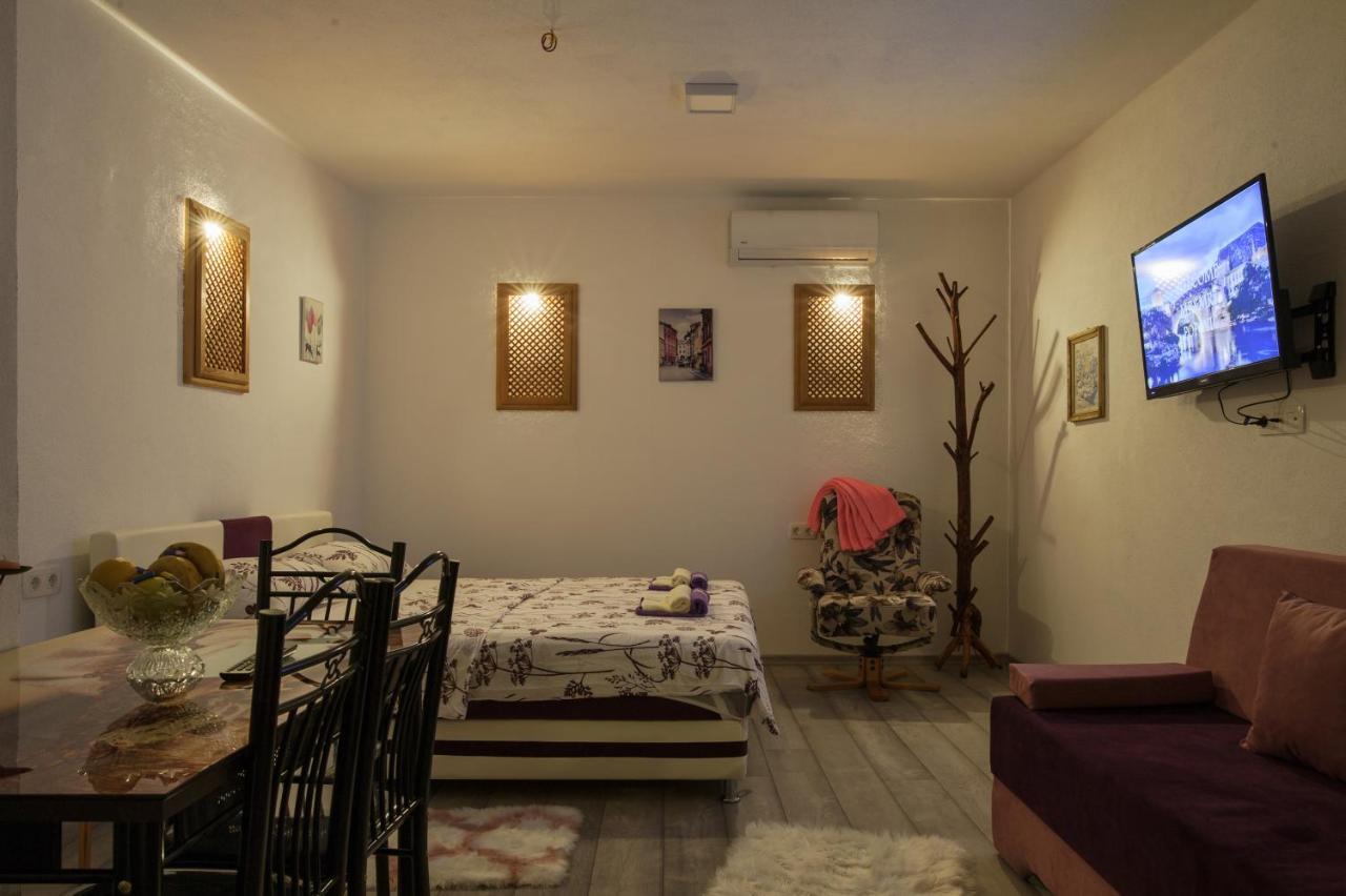 Studio Apartments Kim - Dilberovic 莫斯塔尔 外观 照片